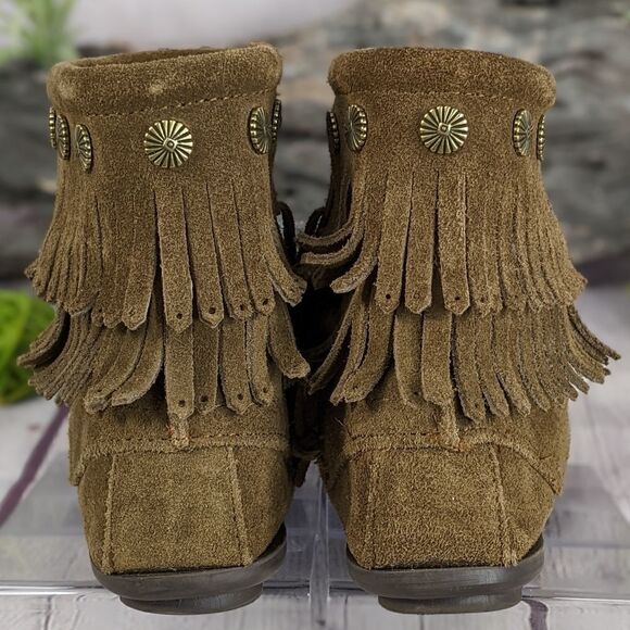 Minnetonka Double Fringe Side Zip Moccasin Boot - Picture 5 of 10